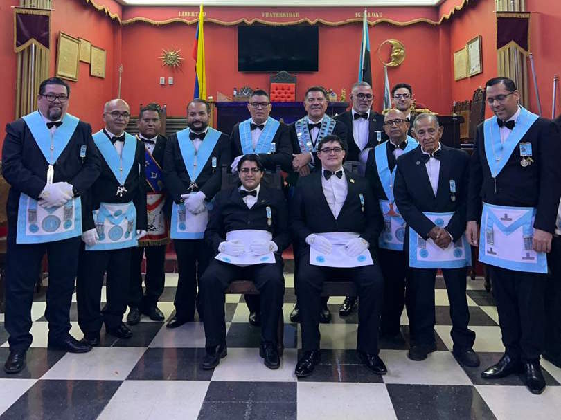 Tenida Extraordinaria de Pase a Segundo Grado de los Aprendices Entrados: Julio Centeno y Abdel Chac�n